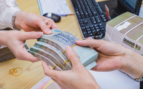 Bộ Nội vụ thông tin mới đề xuất tăng lương tối thiểu vùng 2027