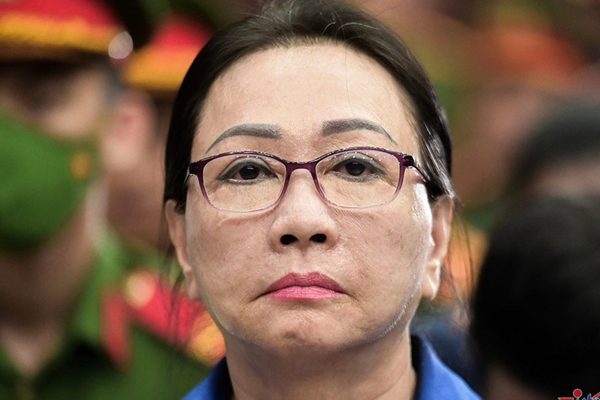 Bộ trang sức kim cương gần 25 tỷ đồng của bà Trương Mỹ Lan sắp lên sàn đấu giá