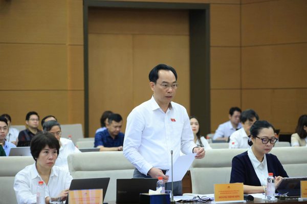 Bộ trưởng Bộ GD&ĐT nêu nguyên nhân thiếu 104.500 giáo viên