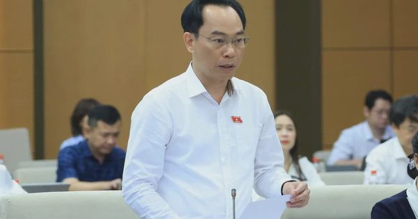 Bộ trưởng GD-ĐT: Giao cấp xã tuyển dụng giáo viên là chưa phù hợp