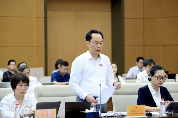 Bộ trưởng Hoàng Minh Sơn giải đáp nhiều vấn đề trọng tâm của ngành Giáo dục