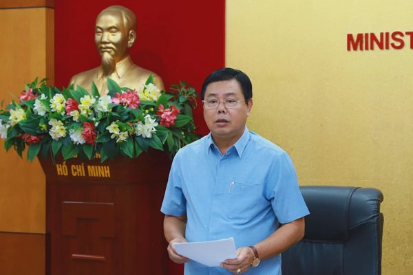 Bộ trưởng Nội vụ: "Nhân tài không phải gắn liền với bằng cấp"