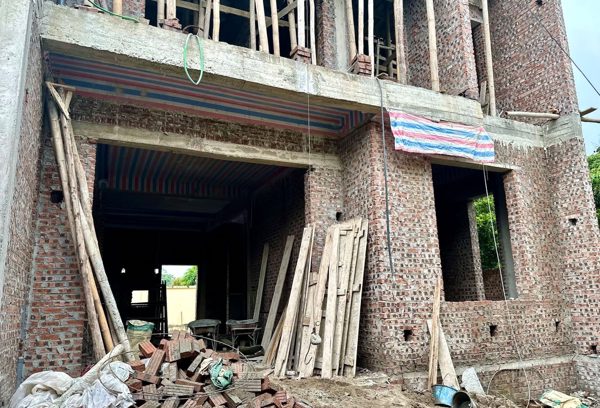 Bộ Xây dựng nói về việc xây nhà riêng lẻ ở Hà Nội bị phạt vì không báo khởi công