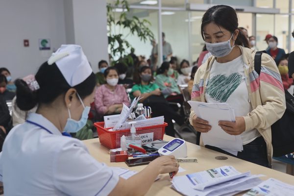 Bộ Y tế đề xuất nới rộng thời hạn giấy chuyển viện lên 20 ngày