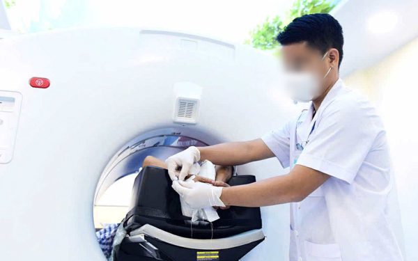 Bộ Y tế rà soát nguồn cung thuốc ung thư, dược chất chụp PET/CT
