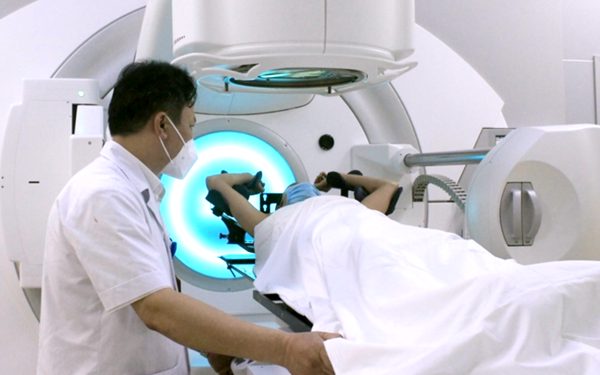 Bộ Y tế vào cuộc vụ ‘Điều trị ung thư tại Bệnh viện E: Muốn nhanh phải kẹp tiền vào sổ’