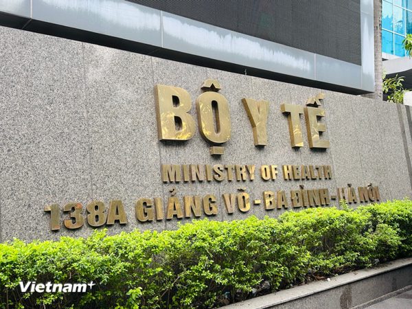Bộ Y tế: Yêu cầu xác minh thông tin muốn nhanh phải kẹp tiền vào sổ xạ trị