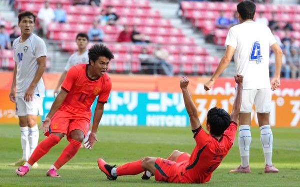 Bóng đá nam Trung Quốc lần đầu có huy chương Asiad sau 28 năm