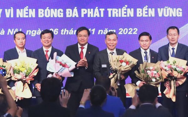Bóng đá Việt Nam giới thiệu nhân sự, chuẩn bị bầu lãnh đạo VFF mới