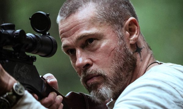 Brad Pitt bị lấn át