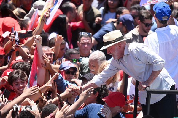 Brazil: Gần 160 triệu cử tri bầu cử tổng thống vòng hai