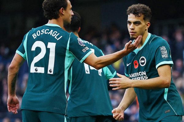 Brighton xuất sắc đánh bại Man City tại Etihad