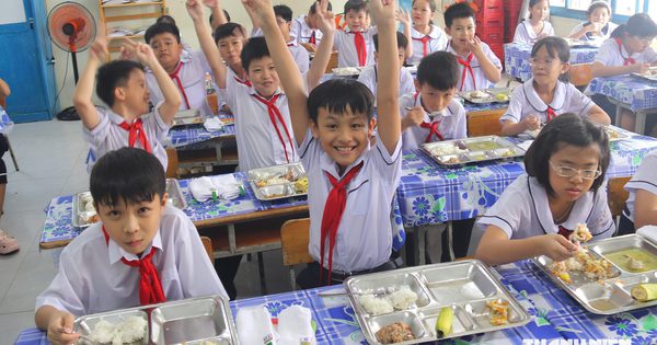 Bữa ăn bán trú 30.000 đồng của học sinh có gì?