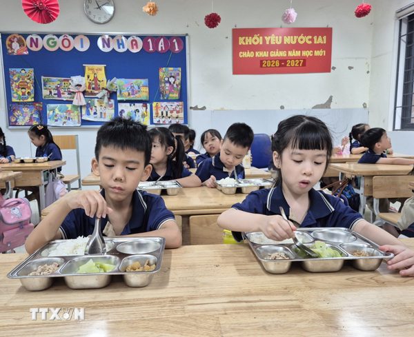 Bữa ăn bán trú: Tăng giám sát, kịp thời xử lý vấn đề phát sinh