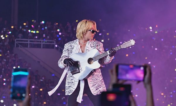 Bữa tiệc âm nhạc của BigBang cùng hàng chục nghìn fan ở Mỹ Đình
