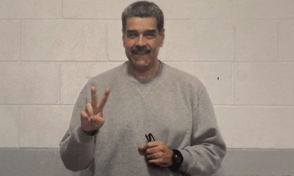Bức ảnh đầu tiên của ông Maduro trong nhà tù Mỹ