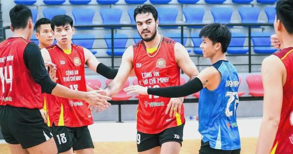 Bùng nổ ngoại binh giải bóng chuyền nam quốc gia