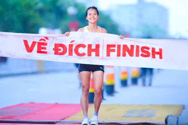 Bứt phá kỷ lục tại giải Marathon Quốc tế Hà Nội Techcombank mùa thứ 5
