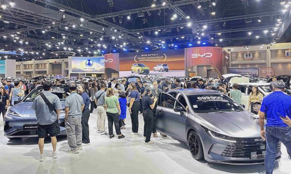 BYD còn cách Toyota bao xa trên đường đua toàn cầu?
