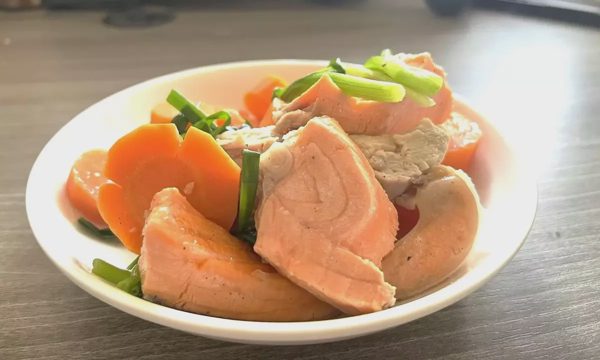 Cá hồi giàu dưỡng chất nào tốt cho sức khỏe?