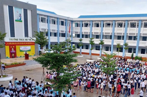 Cà Mau giảm 634 hiệu trưởng, hiệu phó sau sáp nhập trường công