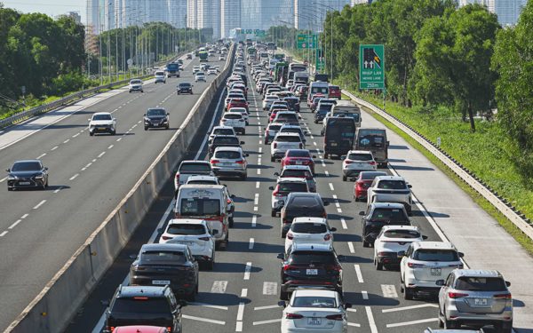 Cả nước có hơn 3,3 triệu xe được đăng ký mới trong 9 tháng đầu năm 2026