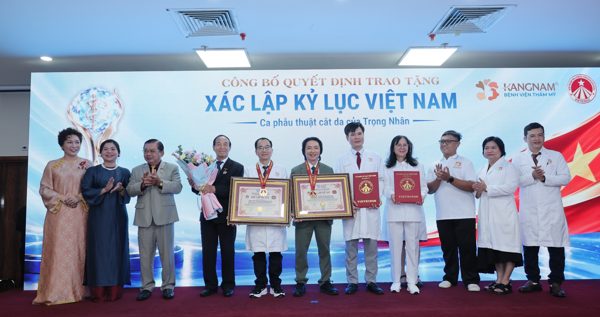 Ca phẫu thuật cắt bỏ 17,1kg da thừa được xác lập kỷ lục Việt Nam