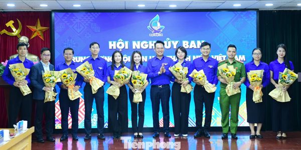 Ca sĩ Hòa Minzy, MC Khánh Vy làm Ủy viên Ủy ban Trung ương Hội LHTN Việt Nam
