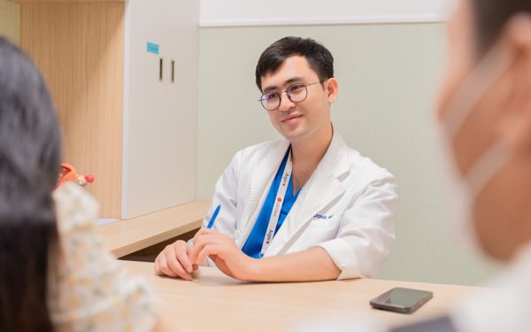 Cá thể hóa điều trị giúp vợ chồng U50 đón con khỏe mạnh