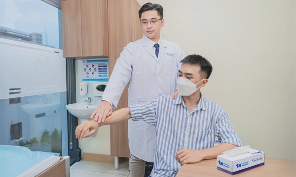 Các bệnh lý gây đau vai về đêm