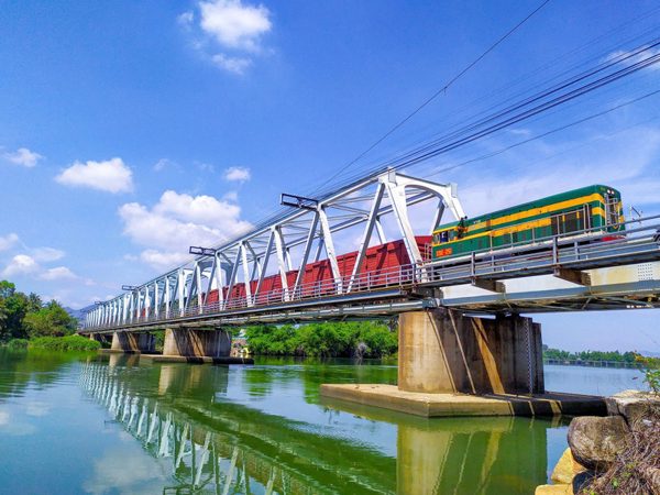 Các dự án giao thông kết nối Việt-Lào tạo động lực hành lang kinh tế-xã hội