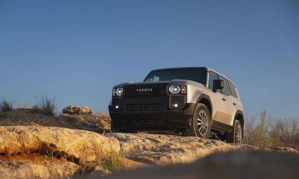 Các hãng Nhật thống trị danh sách ôtô chạy hơn 400.000 km
