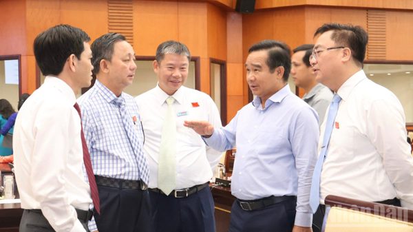 Các nghị quyết phải nhanh chóng tạo chuyển biến rõ rệt trong thực tiễn