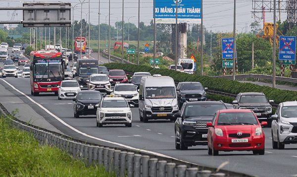 Cách hạn chế bị 'điền vào chỗ trống' trên cao tốc