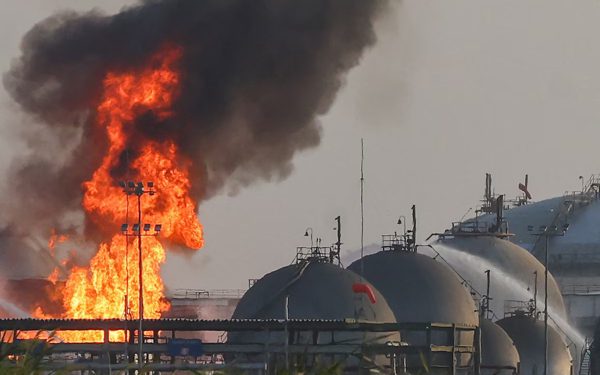 Cách Houthi xuyên thủng lưới phòng không tỉ đô của Saudi Arabia