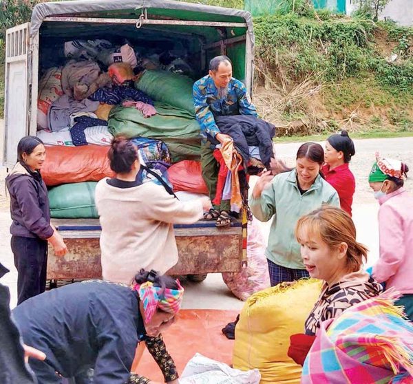 Cách làm từ thiện của ông chủ nhỏ