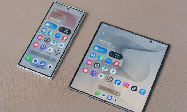 Cách Samsung thu hẹp khoảng cách giữa smartphone dạng thanh và gập