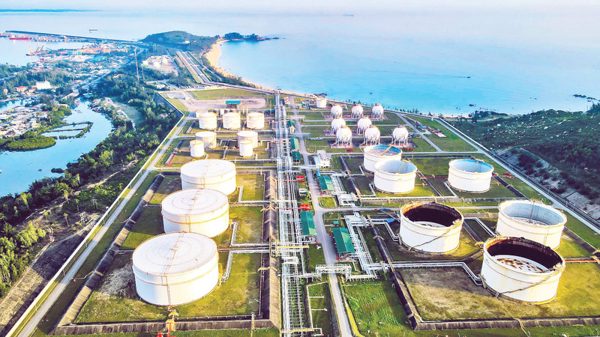 Cải thiện môi trường kinh doanh, thu hút đầu tư