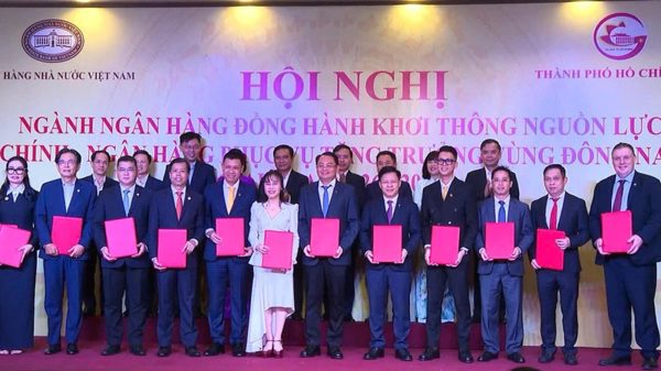 Cam kết tiên phong, kiến tạo sức bật Đông Nam Bộ