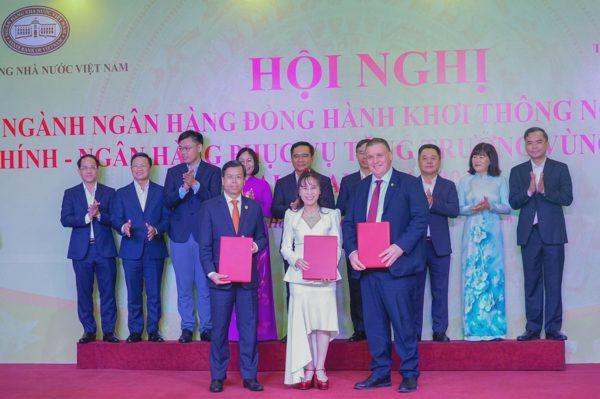 Cam kết tiên phong, kiến tạo sức bật Đông Nam Bộ