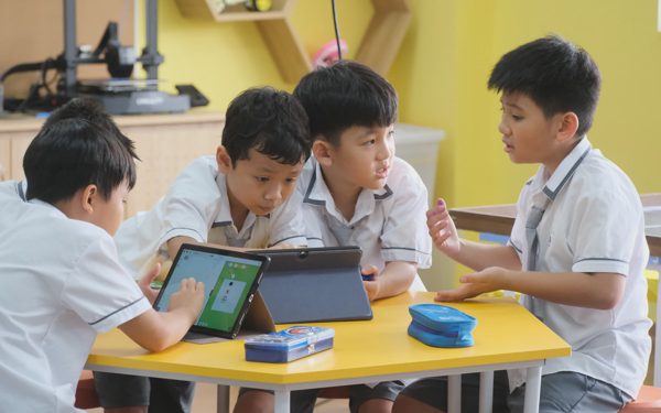 Cấm thu tiền dạy tăng cường, trường học xoay xở ra sao?
