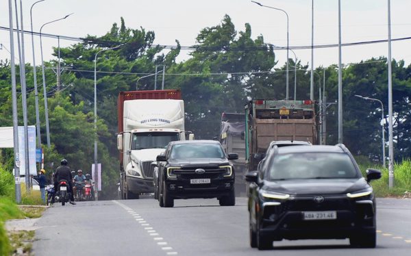 Cấm xe tải 'từ sáng đến tối', 12 doanh nghiệp Đồng Nai xin mở thêm 4 khung giờ