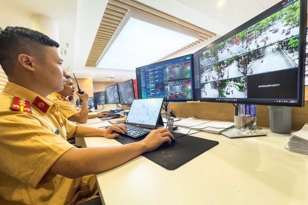 Camera AI phát hiện một xe máy ở Hà Nội vi phạm 43 lần