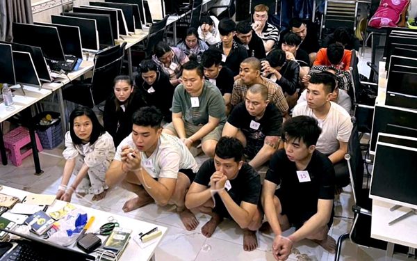Campuchia bắt giữ gần 21.000 nghi phạm lừa đảo trực tuyến