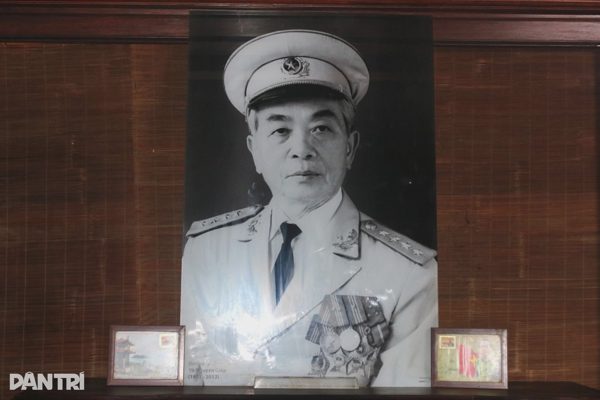 Cán bộ, nhân dân tưởng nhớ 115 năm ngày sinh Đại tướng Võ Nguyên Giáp