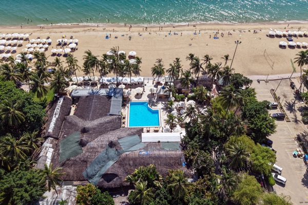 Cận cảnh 2 nhà hàng nổi tiếng ven biển Nha Trang trước nguy cơ bị thu hồi đất