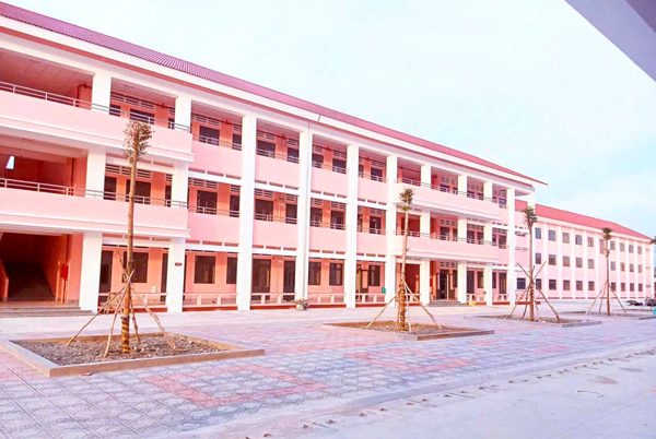 Cận cảnh ba trường nội trú mới ở vùng biên An Giang trước khai giảng