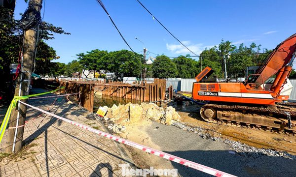 Cận cảnh công trường dự án 130 tỷ đồng chậm tiến độ ở Đà Nẵng
