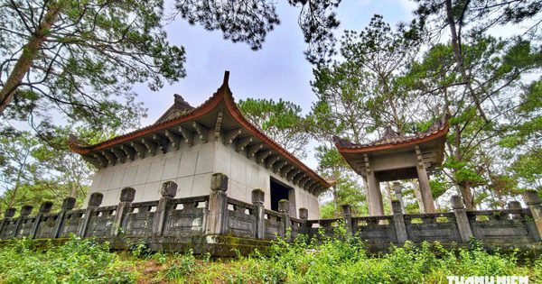 Cận cảnh lăng mộ thân phụ Nam Phương Hoàng hậu 'im lìm' trên đồi thông Đà Lạt