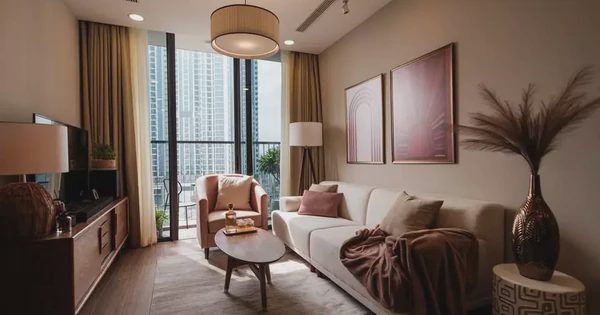 Căn hộ màu hồng mang nét hoài niệm của Mid-century Modern